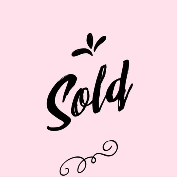 Tory Burch Jewelry - SOLD - Tory Burch Gold Layered Necklace with Dainty Design